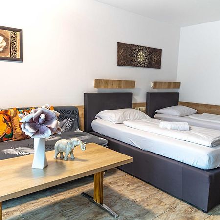נויהאוס אם אין Apparthotel Alte Innbruecke-24Std-Self-Check In-Haustiere Willkommen מראה חיצוני תמונה