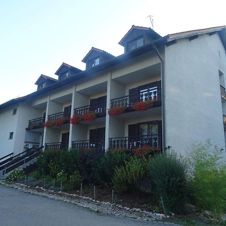 נויהאוס אם אין Apparthotel Alte Innbruecke-24Std-Self-Check In-Haustiere Willkommen מראה חיצוני תמונה