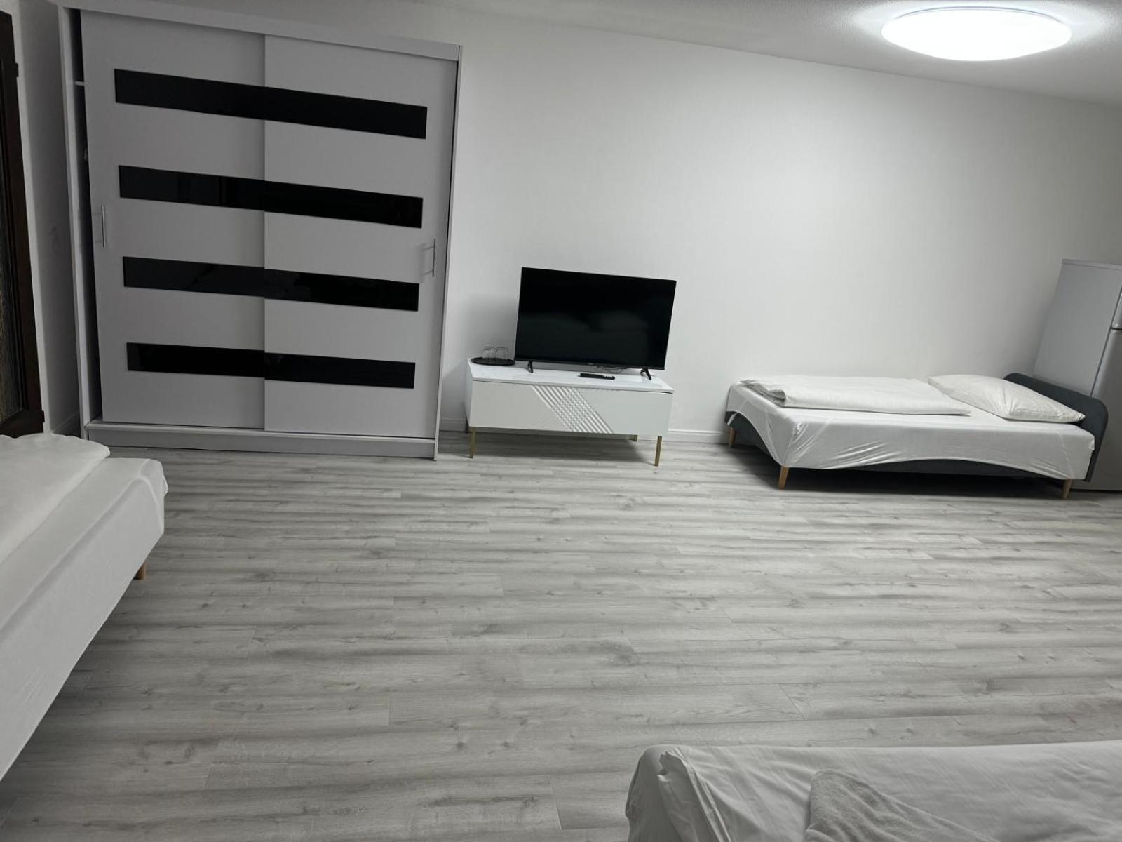 נויהאוס אם אין Apparthotel Alte Innbruecke-24Std-Self-Check In-Haustiere Willkommen מראה חיצוני תמונה