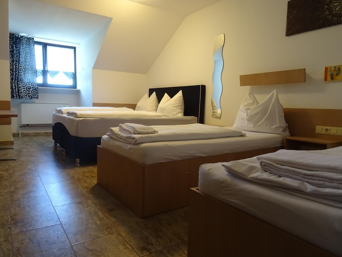 נויהאוס אם אין Apparthotel Alte Innbruecke-24Std-Self-Check In-Haustiere Willkommen מראה חיצוני תמונה