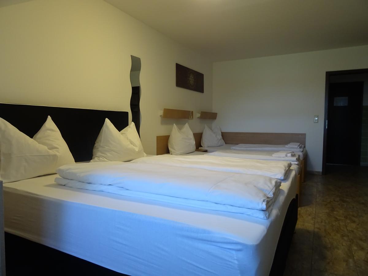 נויהאוס אם אין Apparthotel Alte Innbruecke-24Std-Self-Check In-Haustiere Willkommen מראה חיצוני תמונה