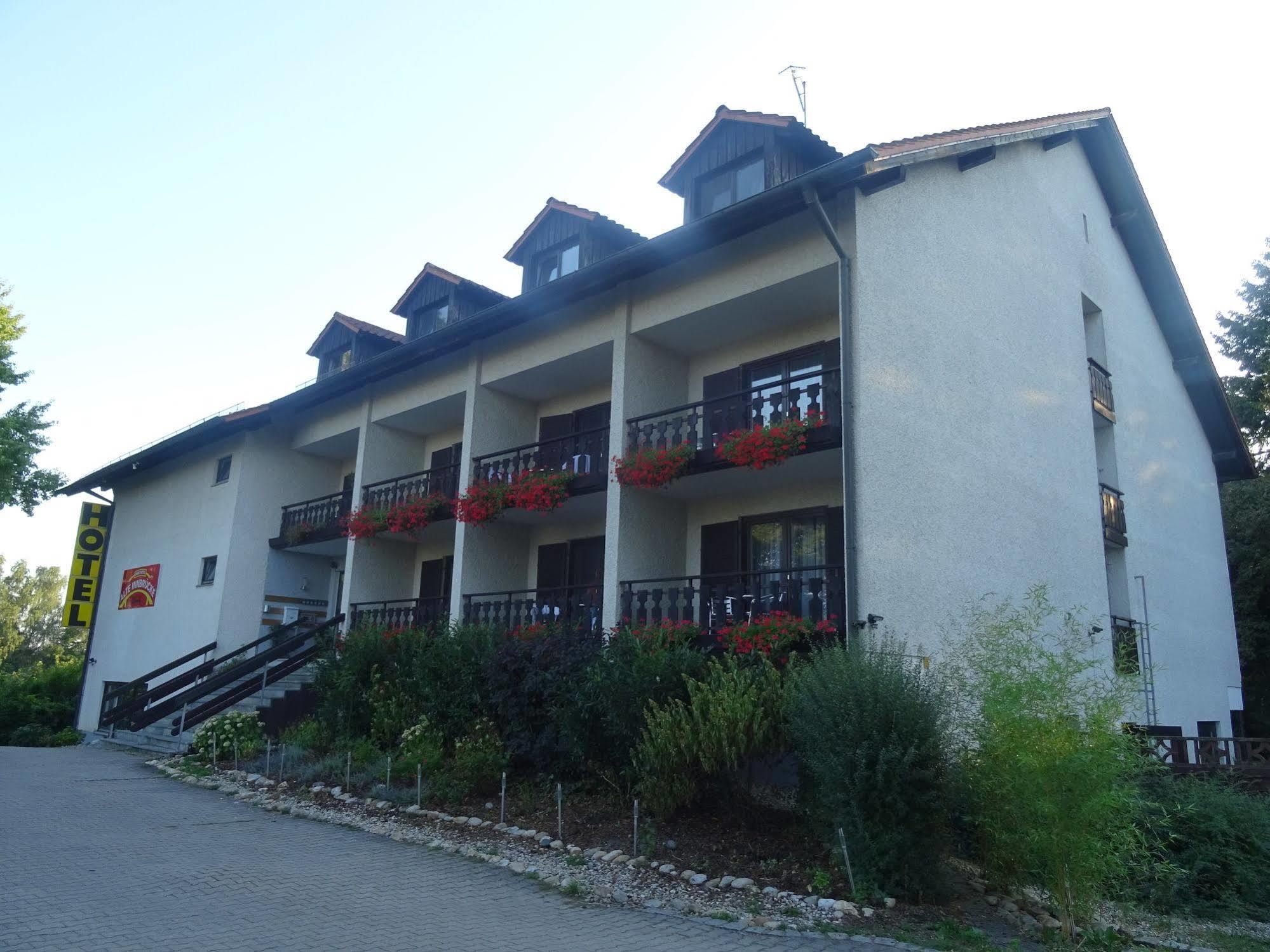 נויהאוס אם אין Apparthotel Alte Innbruecke-24Std-Self-Check In-Haustiere Willkommen מראה חיצוני תמונה