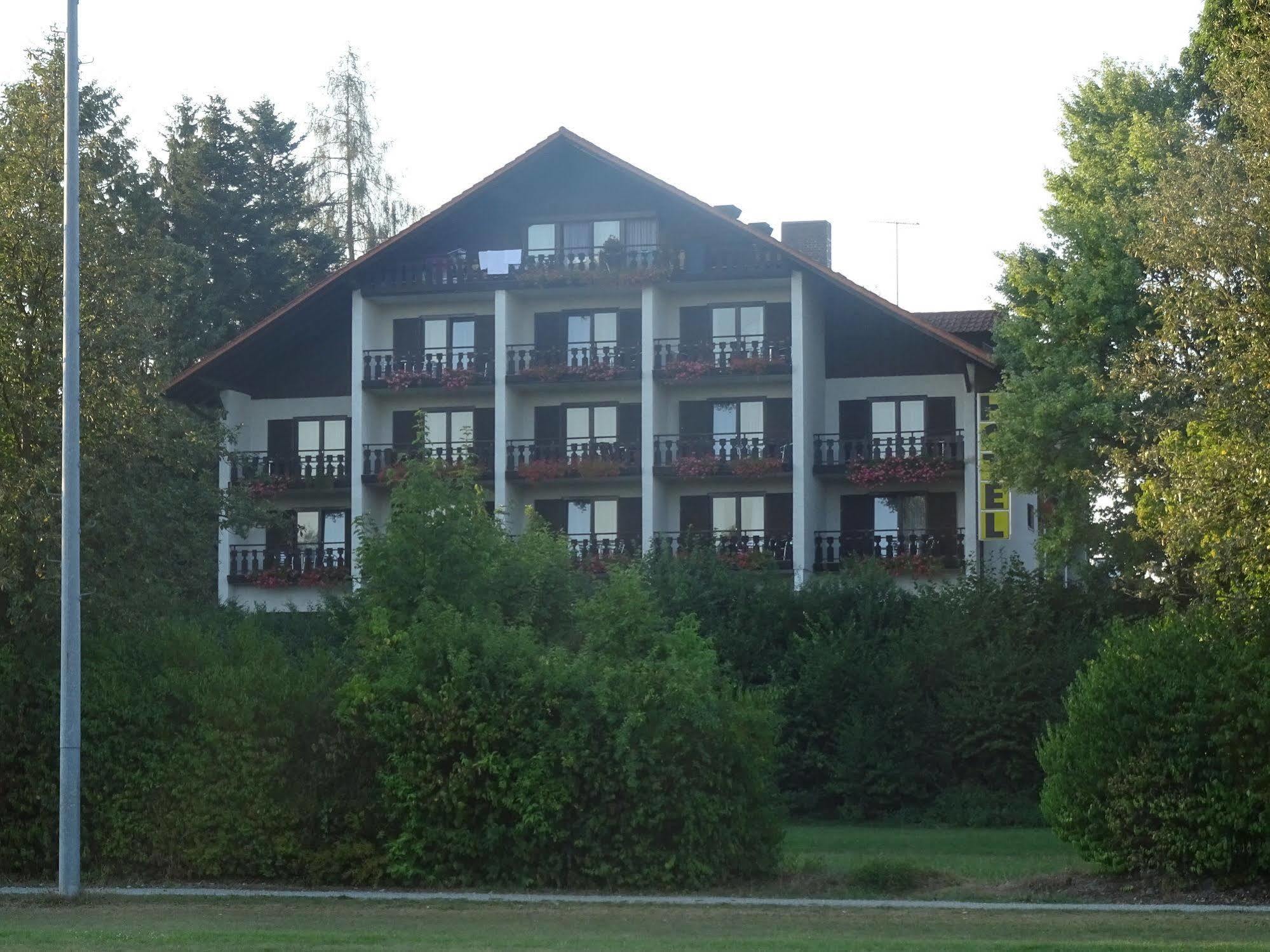 נויהאוס אם אין Apparthotel Alte Innbruecke-24Std-Self-Check In-Haustiere Willkommen מראה חיצוני תמונה