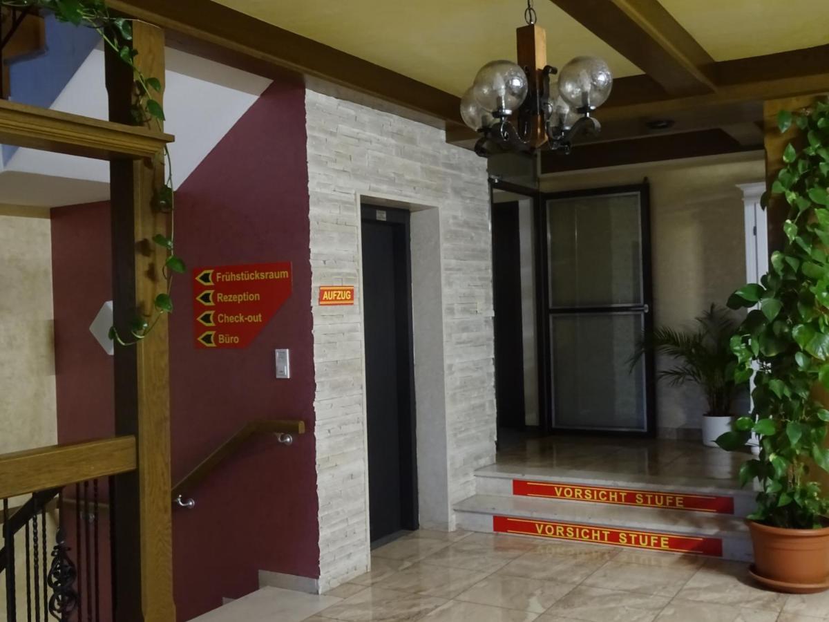 נויהאוס אם אין Apparthotel Alte Innbruecke-24Std-Self-Check In-Haustiere Willkommen מראה חיצוני תמונה